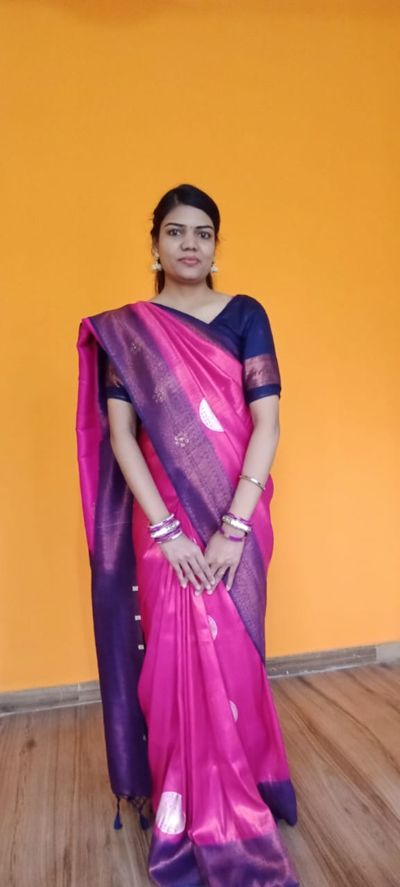26 year old Marathi bride from Koregaon / Satara 96 Kuli Dhumal