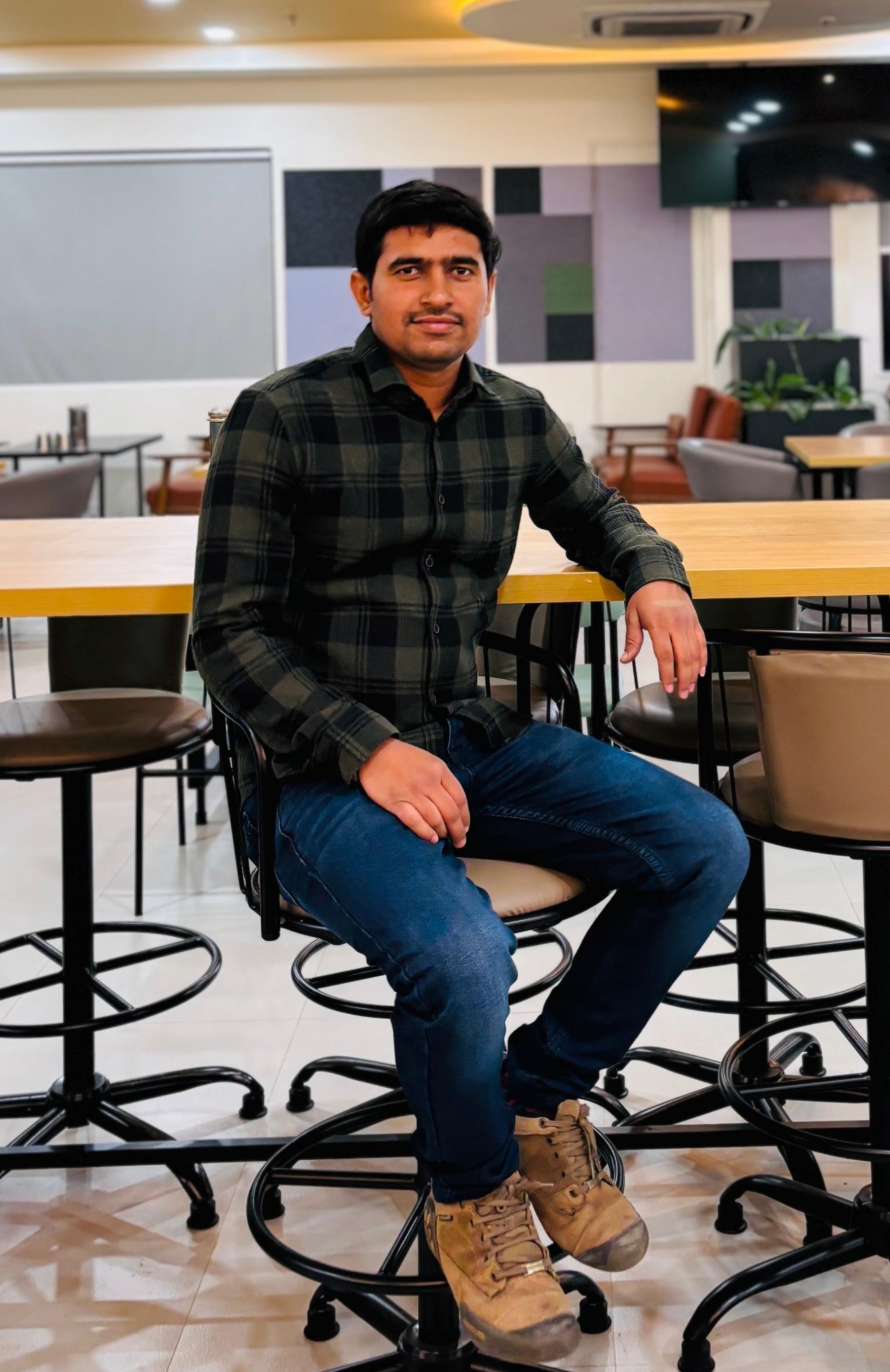 Maratha grooms in Pune